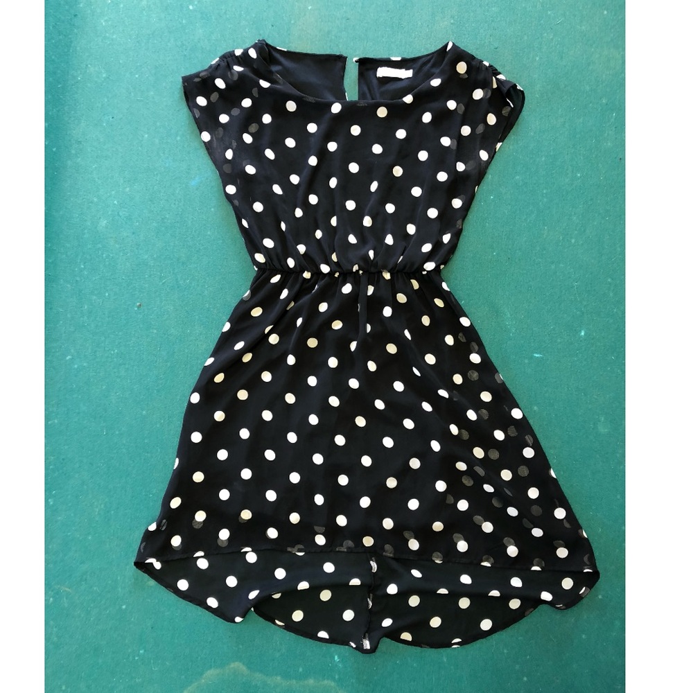Polka dot short dress